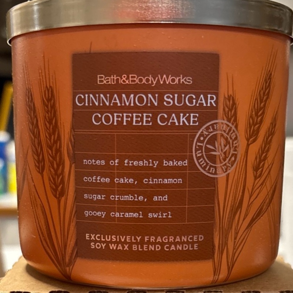 “Cinnamon Sugar Coffee Cake” 3-wick 14.5 oz  scented candle.  Bath & Body Works